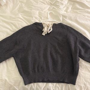 Zara knitted sweater in size S. 🤍